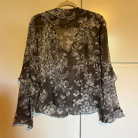 Tyler Boe 100% Silk Floral Blouse Ruffled Size 6 - Picture 7 of 13